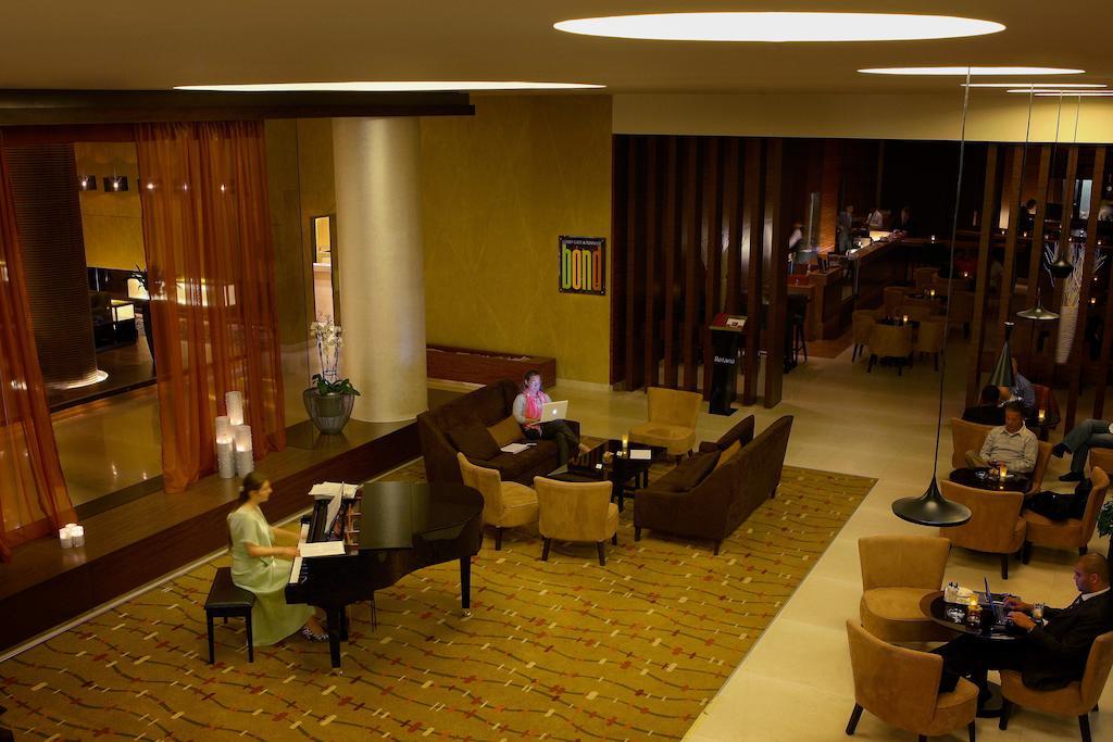 ホテル Erbil Rotana エクステリア 写真