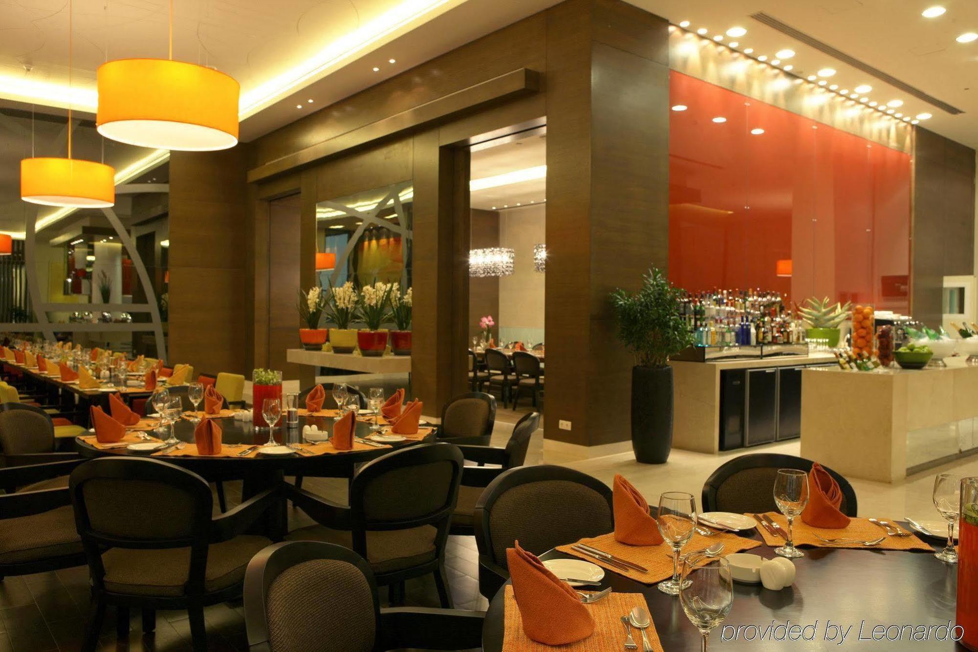 ホテル Erbil Rotana レストラン 写真